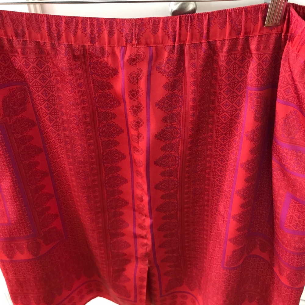 ⚡️NWOT⚡️ Ann Taylor skirt size 14 - Picture 3 of 3